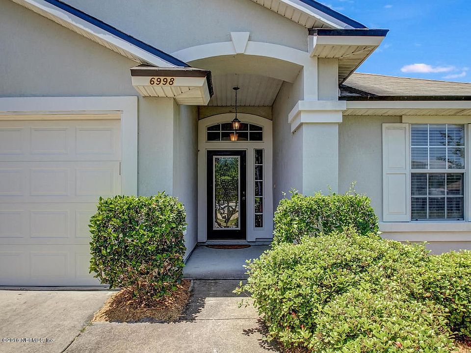 6998 Lafayette Park Dr-MLS_Size-004-8-Fr