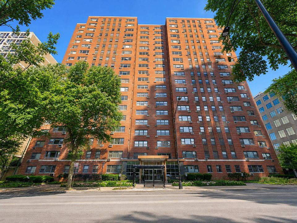 1st image of 2909 N Sheridan Rd APT 605
