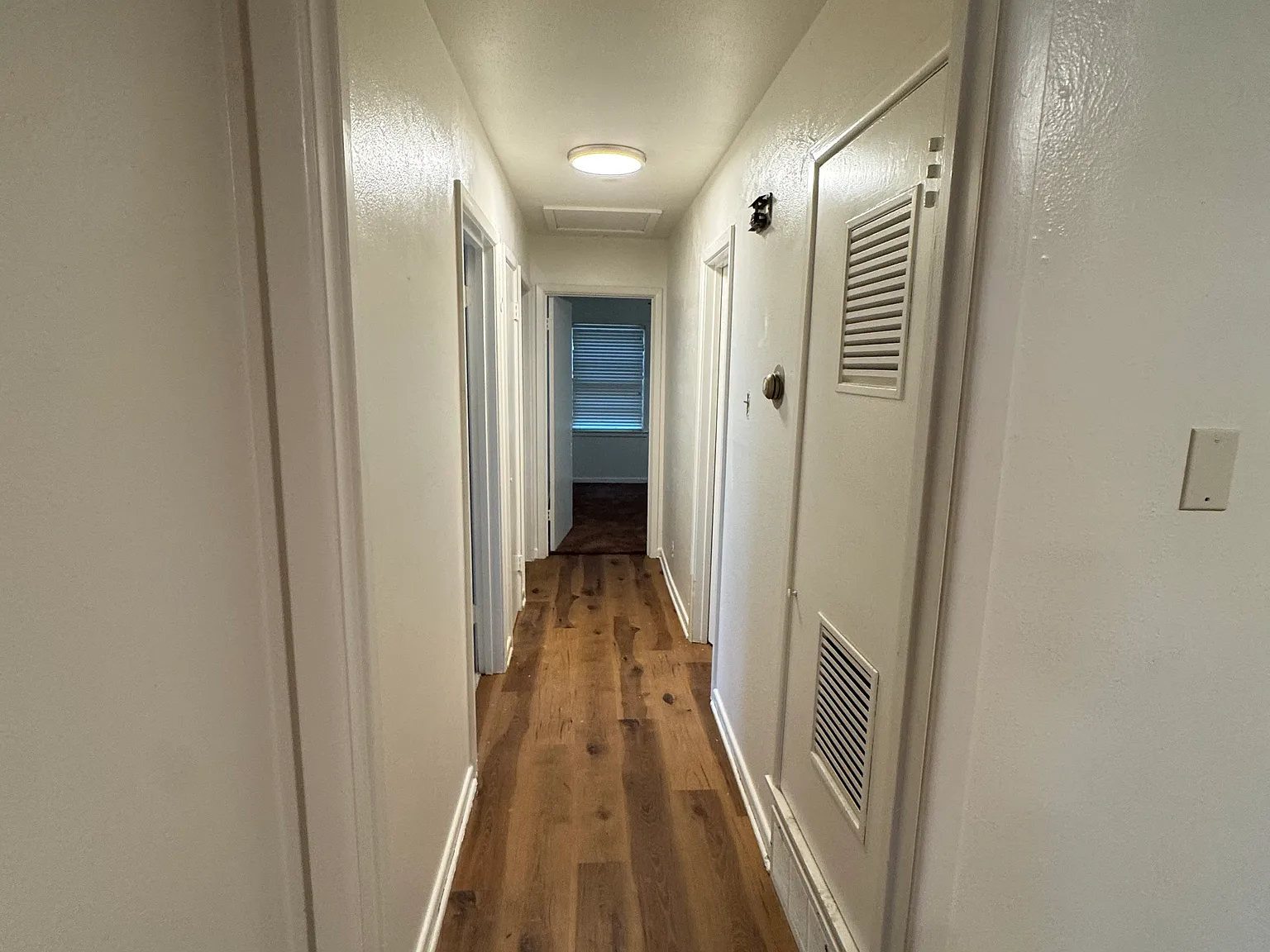 3 bed, 1400 sqft, $1,750 — Photo 4