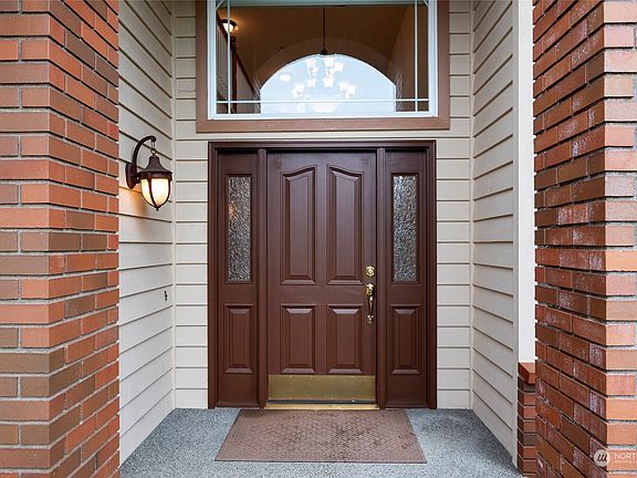 3rd image of 4127 144th Street SE