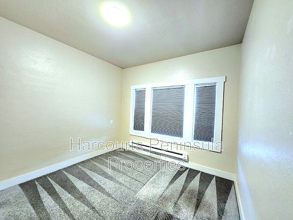 4th image of 2305 6th St APT A