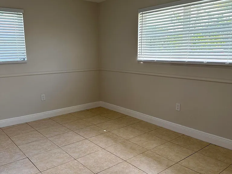7761 NW 15th Ct — Photo 6