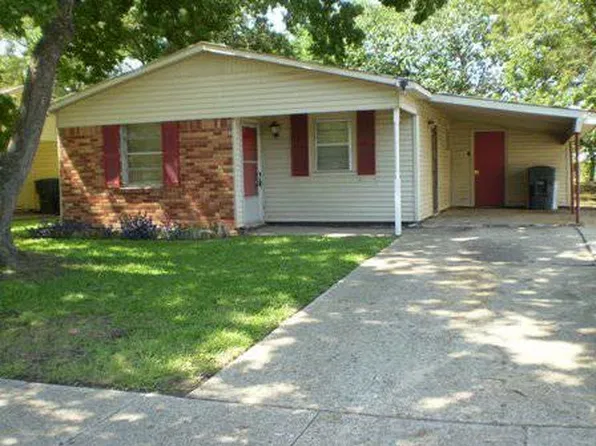 1311 Becky St, Bossier City, LA 71111