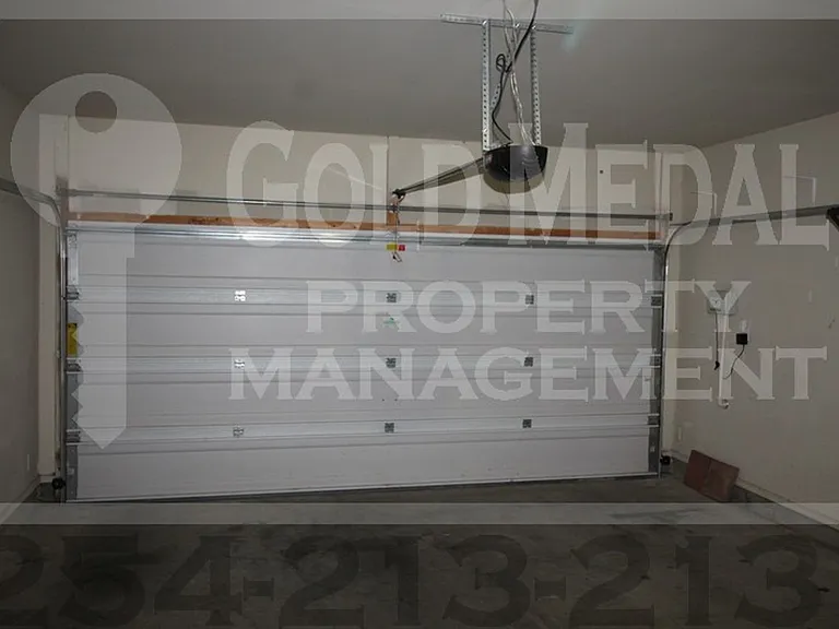 604 Cody James Dr — Photo 33