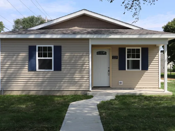 223 S 7th St, Decatur, IN 46733
