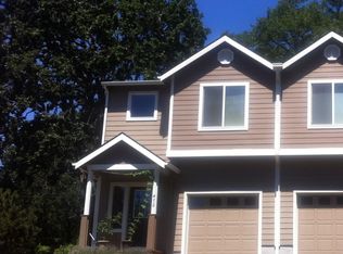 472 SE Oak St, White Salmon, WA 98672