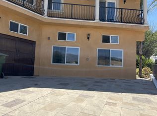 10235 Wheatland Ave, Sunland, CA 91040