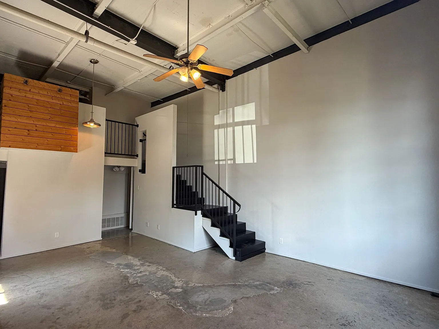 Harwood Lofts — Photo 4