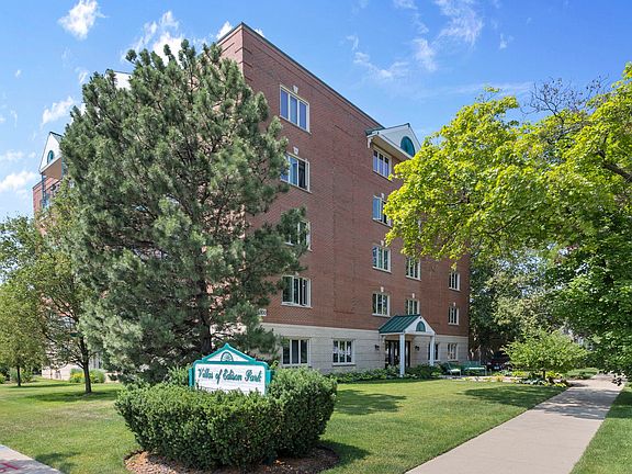 2nd image of 6800 N Harlem Ave APT 304