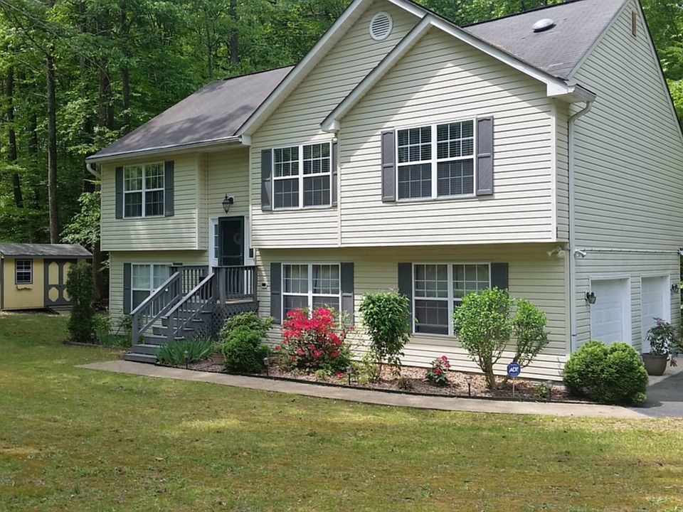 1st image of 30 Greenridge Dr