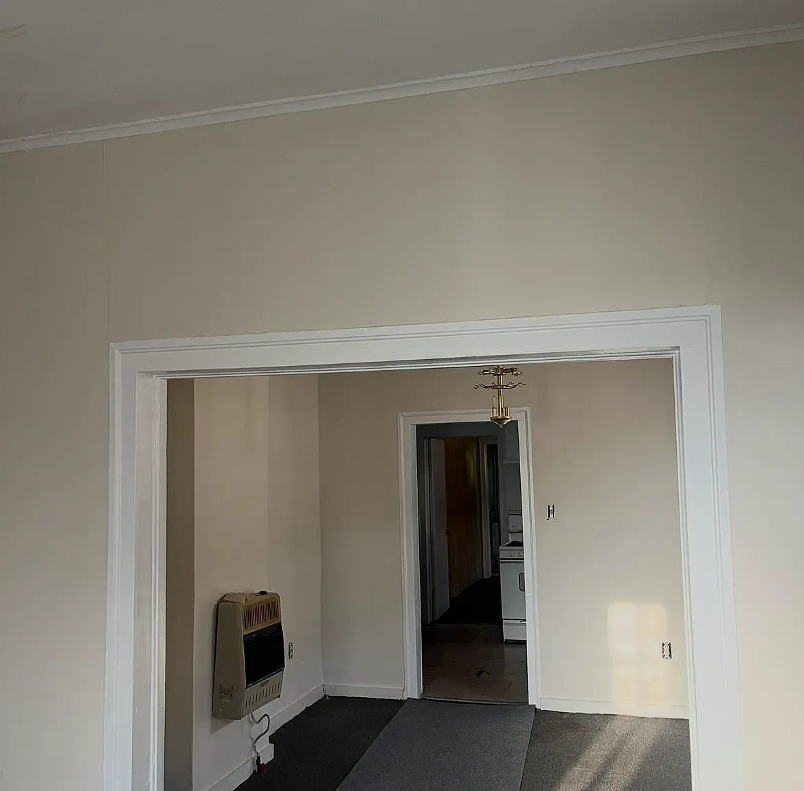 2 bed, 744 sqft, $800 — Photo 1