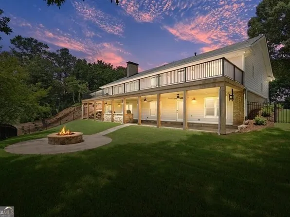 12129 Mountain Laurel Dr, Roswell, GA 30075