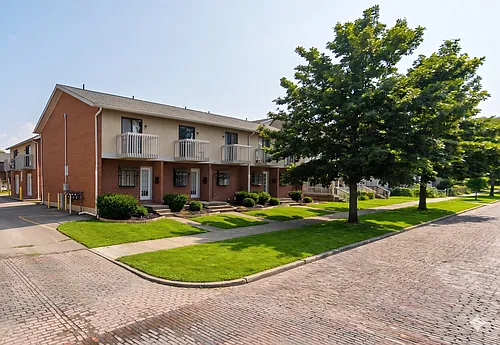 100 McMillen Ave Photo 1