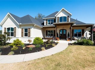 1315 River Hollow Rd, Fayetteville, AR 72703