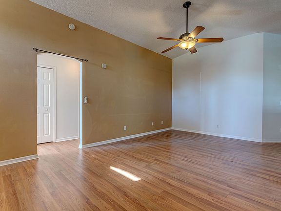 5th image of 1147 Auburn Lakes Dr