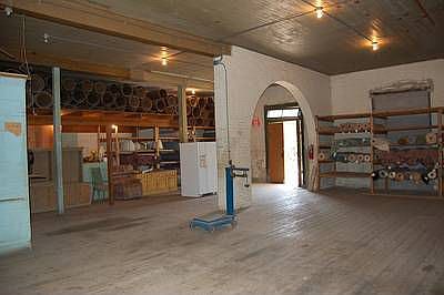 2nd image of 2002 Hidalgo St
