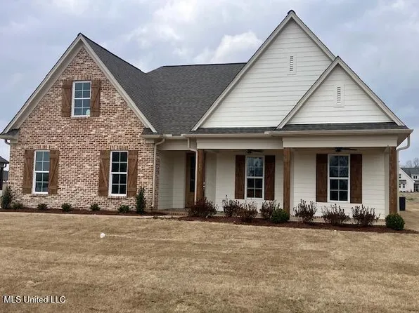 1789 Caribe Dr, Nesbit, MS 38651