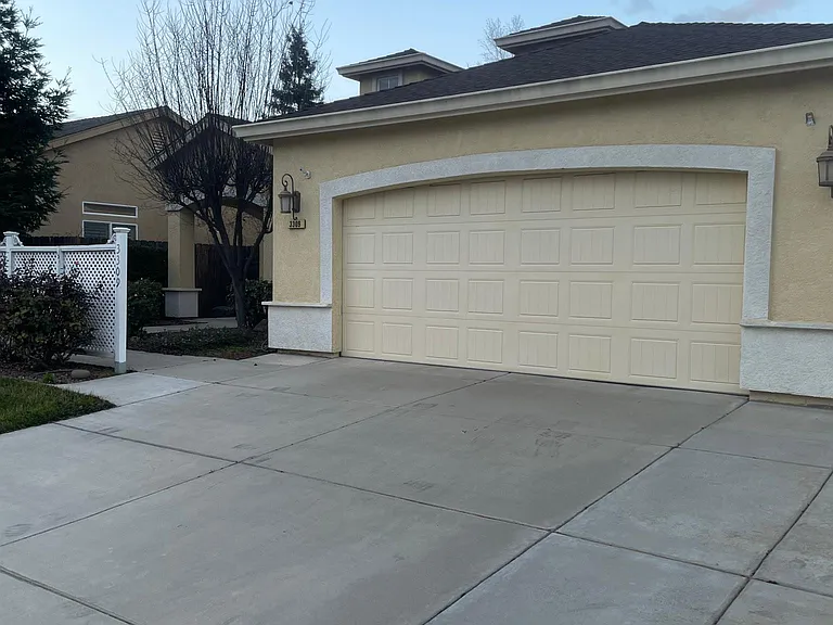 3309 S Rose Brook Dr — Photo 4