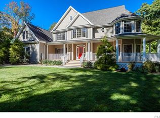 7 Mapleview Ln, Danbury, CT 06811