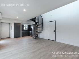 2304 S Ridgeley Dr