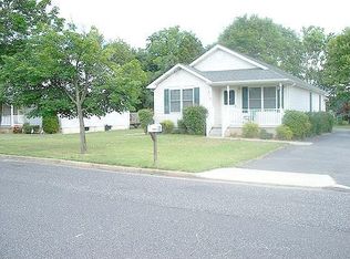 32 Virginia Ave, Williamstown, NJ 08094