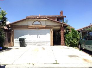 670 W Mariposa Dr, Rialto, CA 92376