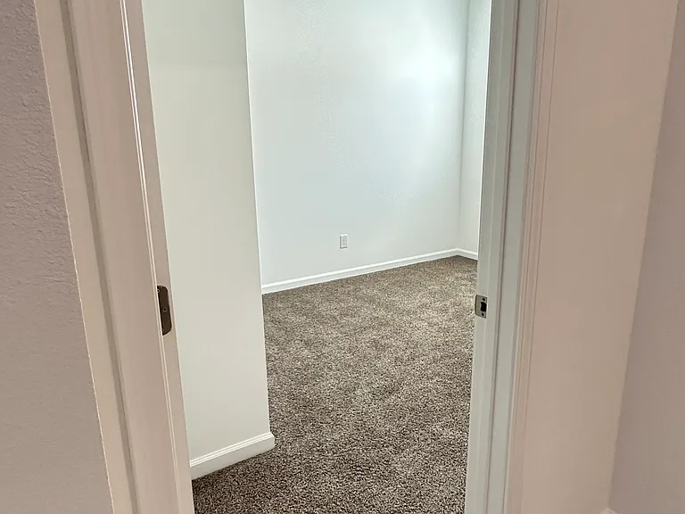 8033 Derick Ave — Photo 14