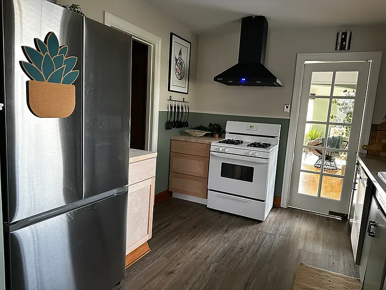 2732 Eldridge Ave #201 — Photo 45