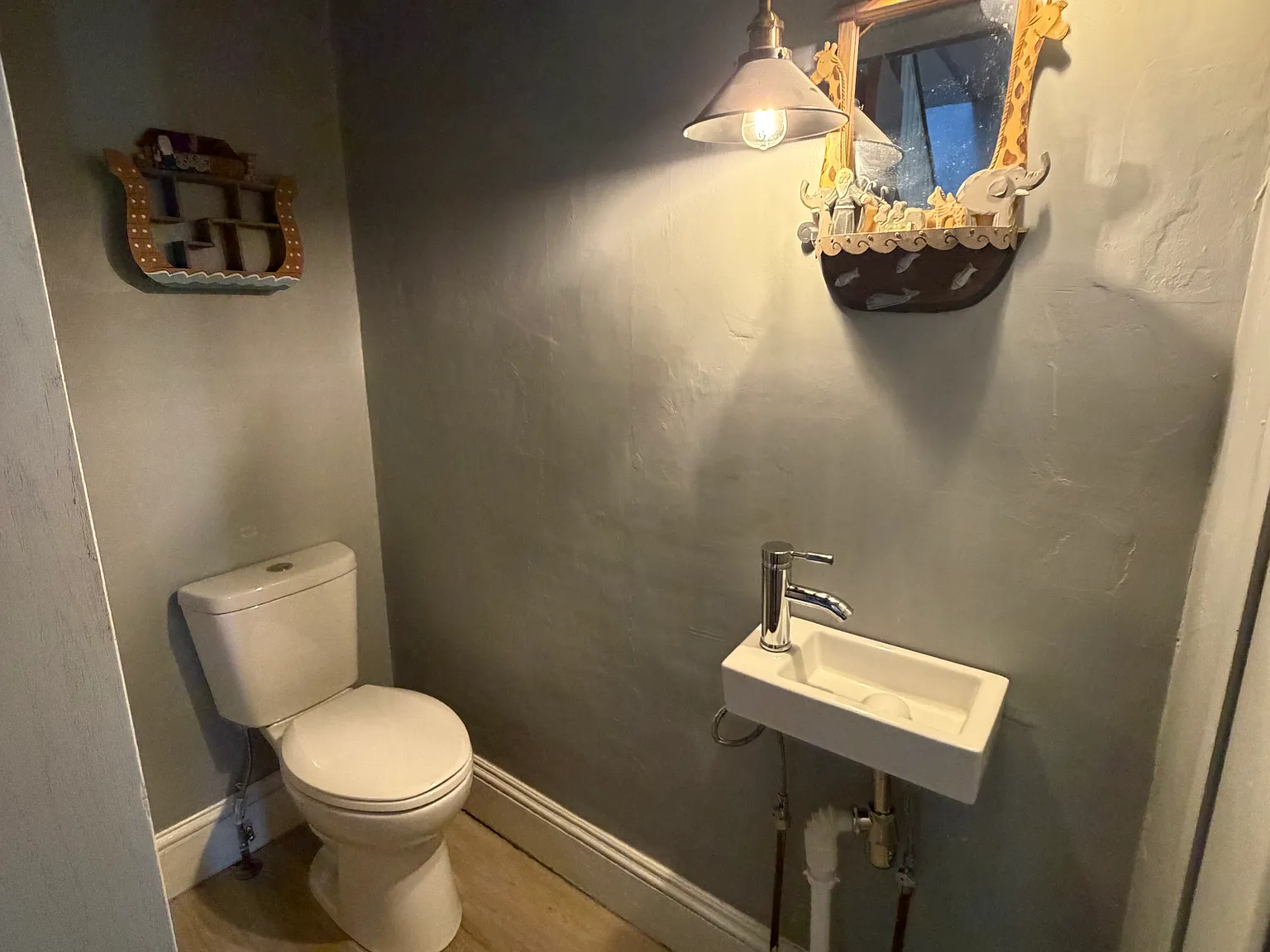 102 Oak St — Photo 4