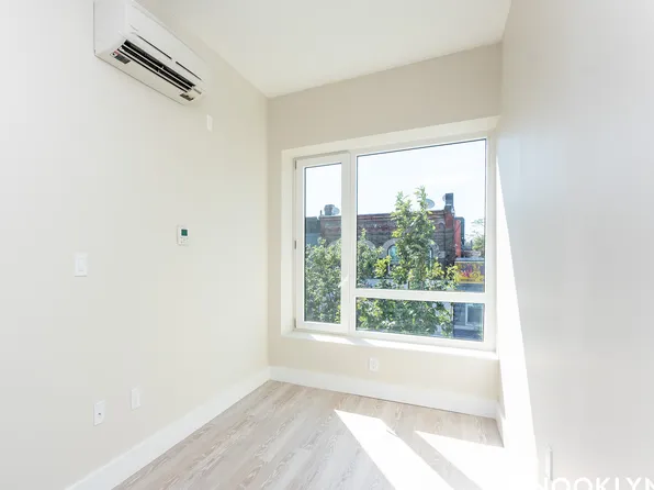 379 Knickerbocker Ave, Brooklyn, NY