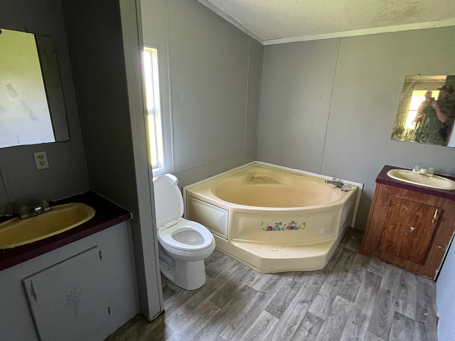 5 bed, 1700 sqft, $1,350 — Photo 3