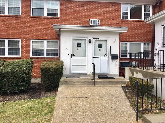 2nd image of 451 Main St APT 22
