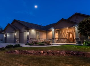 2637 New Orchard Ct, Grand Junction, CO 81506