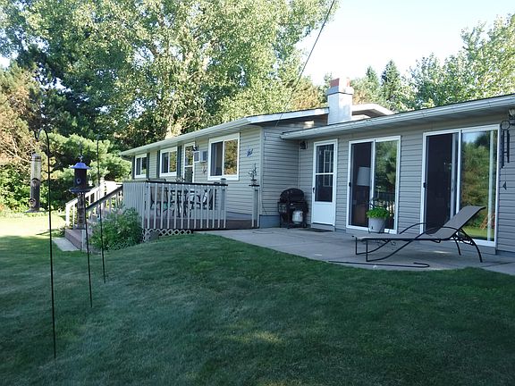 back side showing patio area