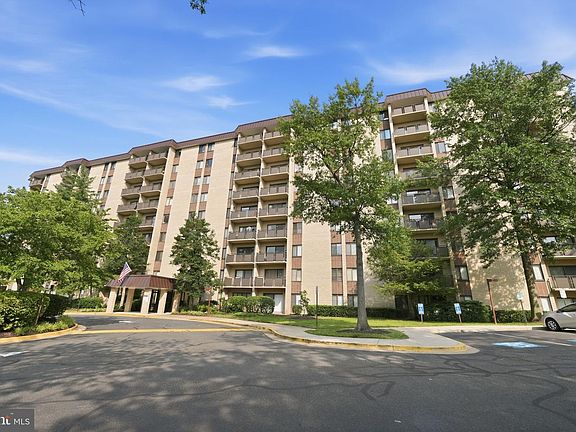 2nd image of 3101 S Manchester St APT 904