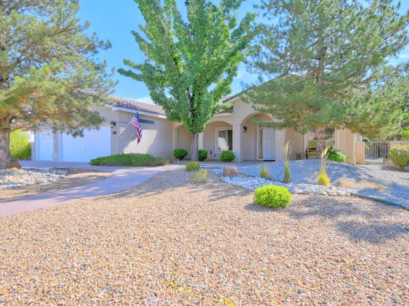 7008 Santa Elena St NE, Albuquerque, NM 87113