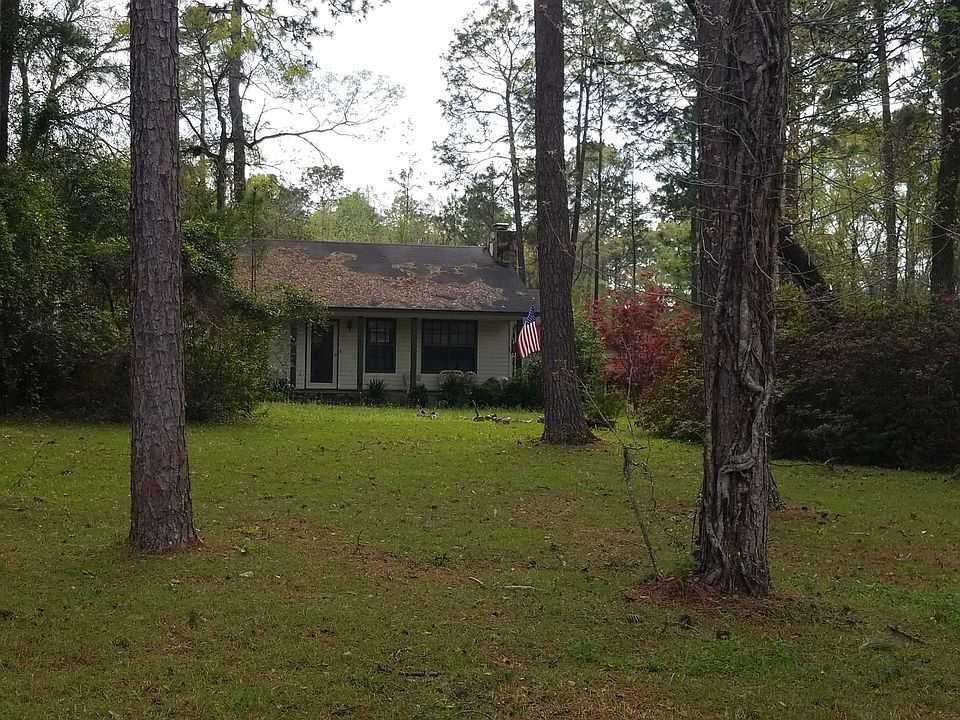 2nd image of 110 Whispering Pines Dr
