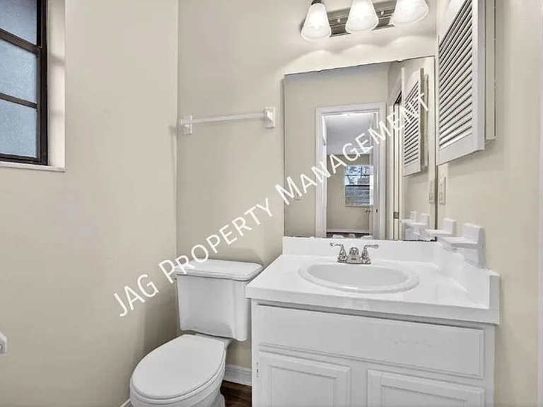 482 Bentwood Ln #C — Photo 17