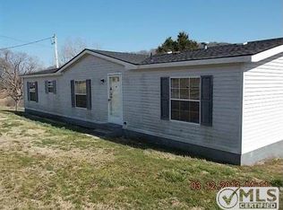 6 T & P Ln, Carthage, TN 37030