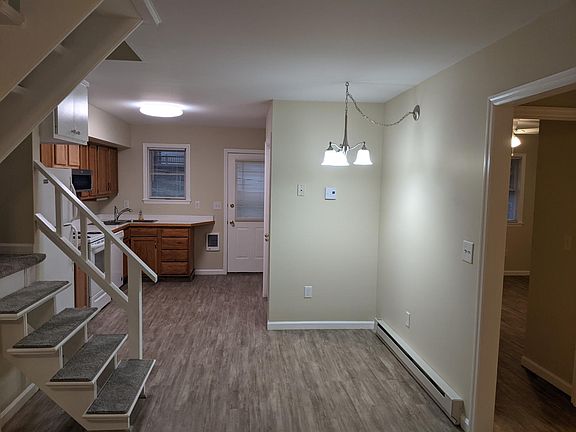 4th image of 260 W 18th St #A