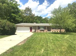 1608 19th St, Zion, IL 60099