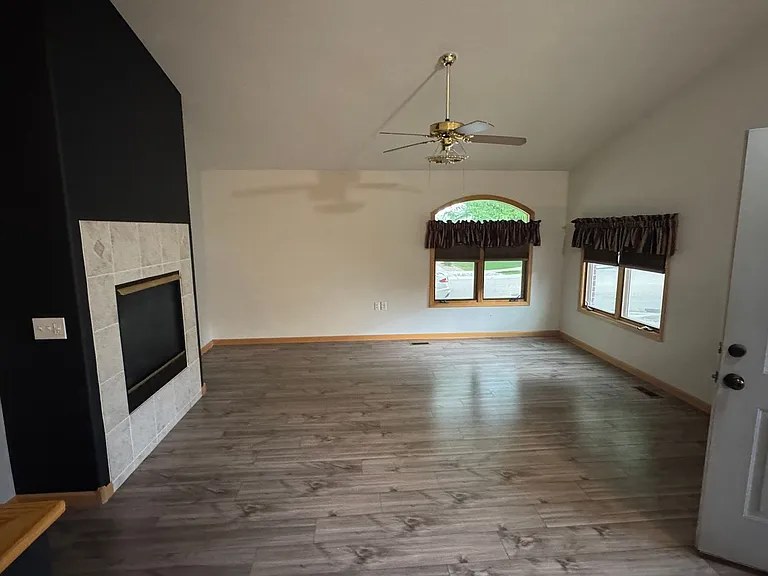 2108 Sherwood Forest Ct — Photo 6