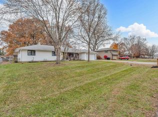 3007 SE Starlite Dr, Topeka, KS 66605