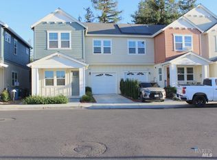 473 Miaterra Dr, Santa Rosa, CA 95407