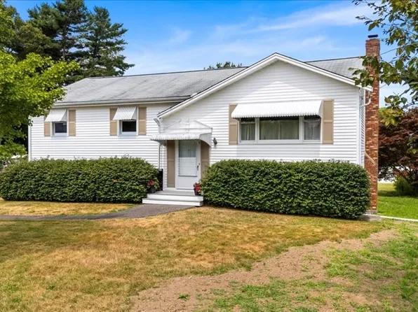 55 Donna Ter, Taunton, MA 02780