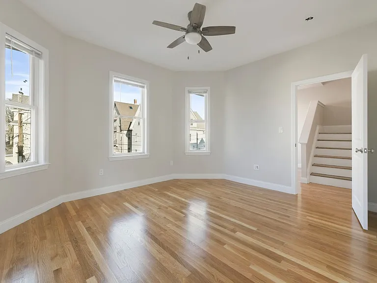 3 Benson St #1 — Photo 9