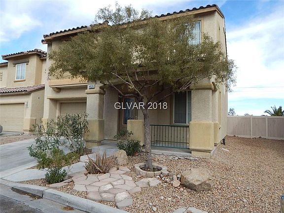 2nd image of 4020 Meadow Foxtail Dr