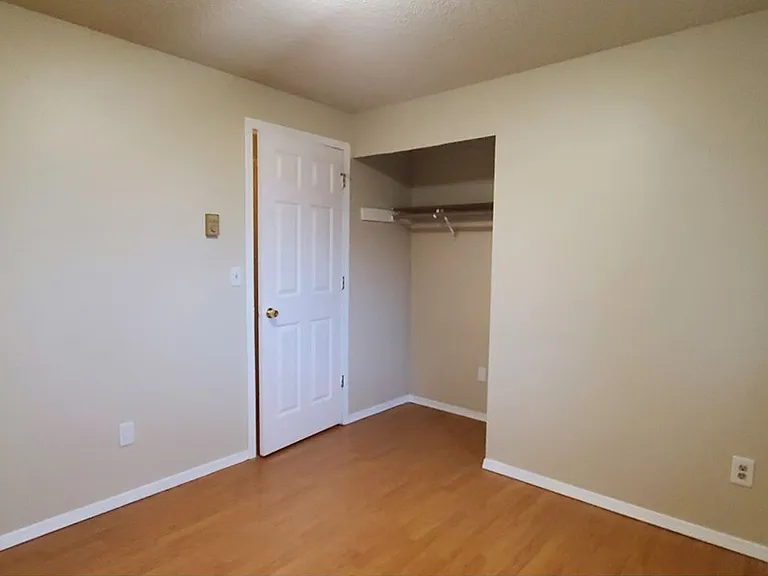 10047 Grove Rd SE — Photo 13