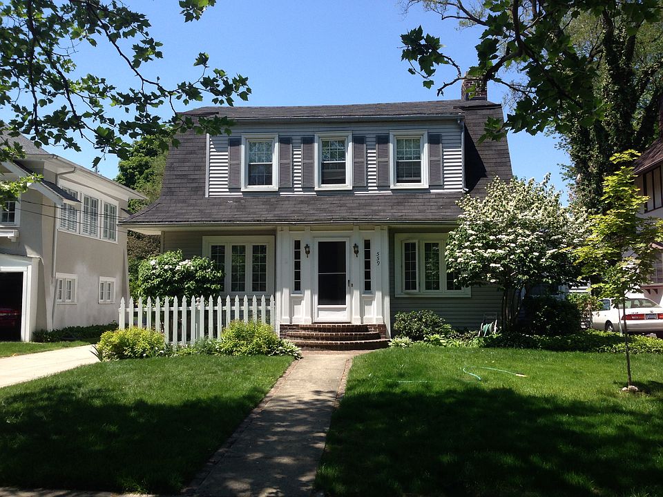 1st image of 559 Laurel Ave SE
