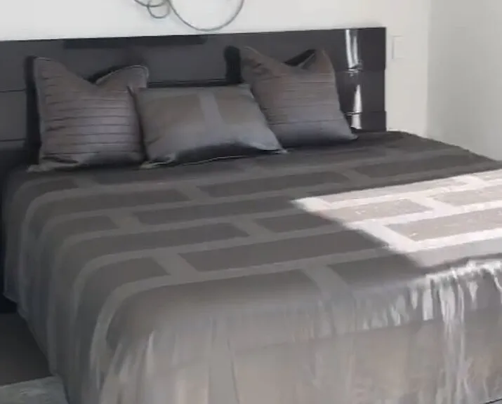 Marina Pointe Dr — Photo 2
